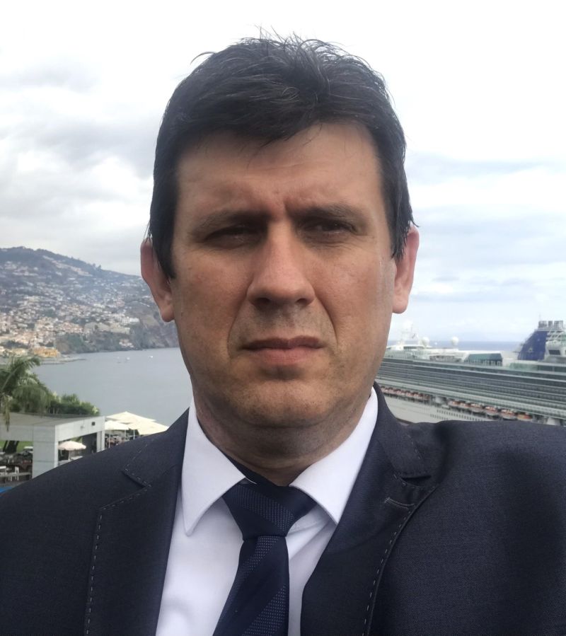 Papp Miklós. CEO